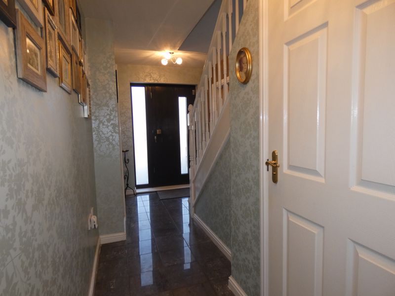 Entrance Hallway- click for photo gallery